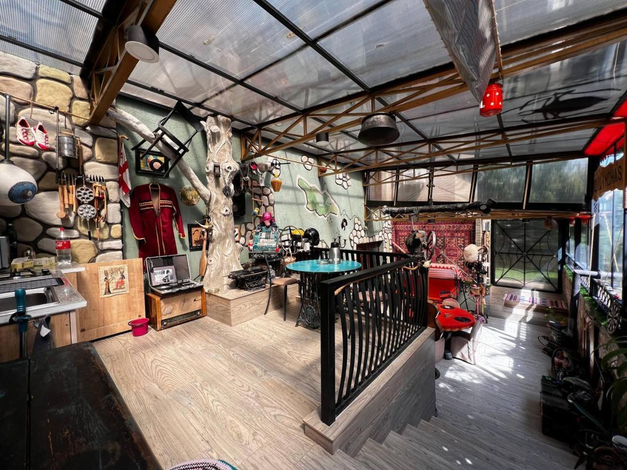Qilimcha'S Guesthouse-Art Museum เทลาวี ภายนอก รูปภาพ